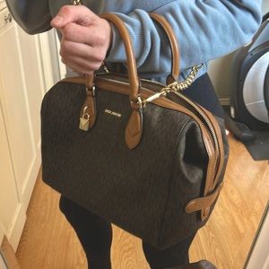 Michael Kors monogram purse
